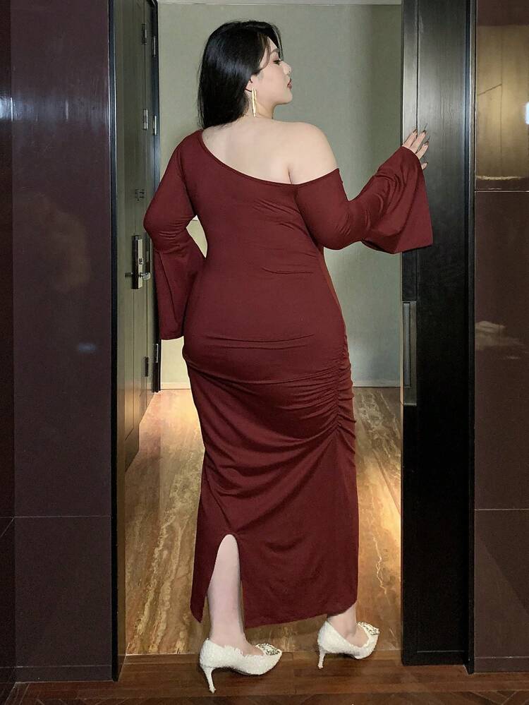 Dazy Plus Plus Size Solid Color Asymmetrical Shoulder Flare Sleeve Long Dress, Chinese New Year Outfit, Spring/Summer/Autumn Cold Shoulder Dress Party Women Dresses, Ruffle Long Sleeve Dress Christmas Maxi Dress