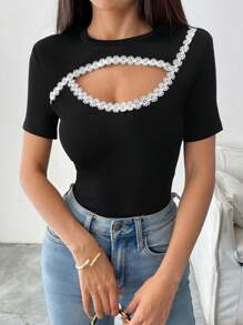 Chiquease Camiseta de moda de mujer con escote redondo, manga corta, con aplicación decorativa y diseño calado