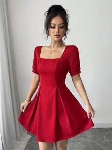 Gloray Vestido mini de línea A con cuello cuadrado y cintura ceñida, de manga corta para mujeres
