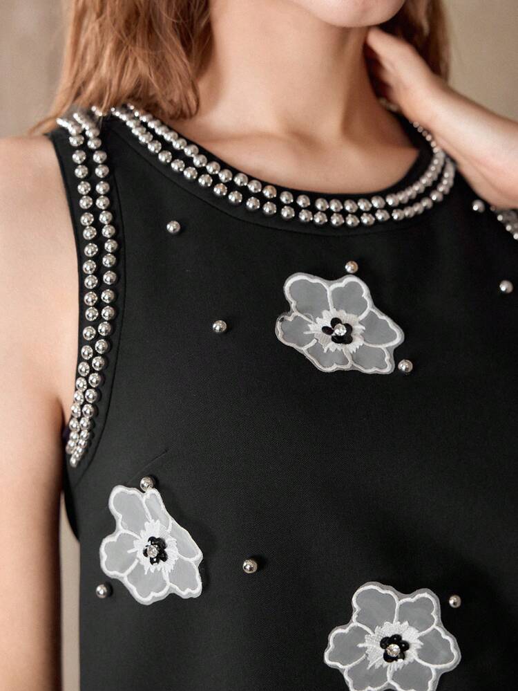 APPLIQUES BEADED SLEEVELESS BLOUSE
