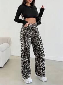 EURMUSE Women's Front Button Pocket Leopard Print Simple Casual Pants, For Everyday Wear - Multicolor - View 3