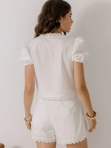 Aralina 白色系带度假装夏季上衣和短裤套装 - 白色 - 查看 2