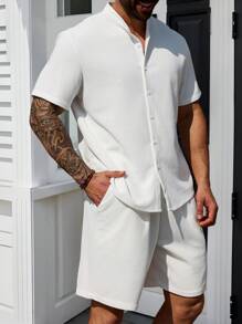 Manfinity Homme 2pcs/Set Men Plus Size Solid Color Short Sleeve Single-Breasted Shirt & Shorts Set