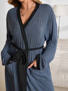 Lazeform 大码纯色吊带背心、长裤和系带睡袍套装，服装，舒适套装，秋冬