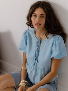 Aralina Schickes Sommer-Urlaubs-Ausgeh-Oberteil mit Puffärmeln, Schleife und geschichtetem Peplum-Bauernhemdsaum