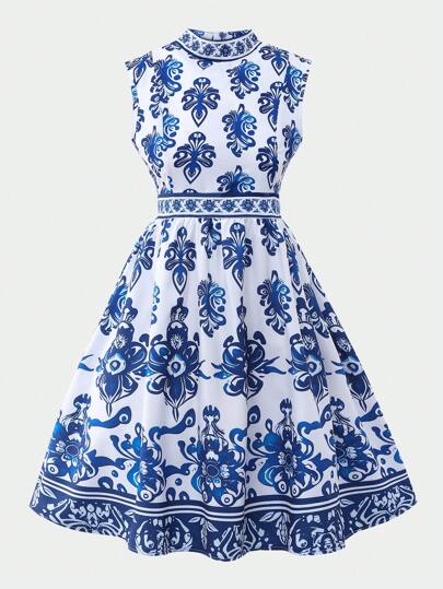 SHEIN Explorewe 1 件少女复古蓝白瓷印花无袖收腰中长连衣裙，飘逸柔软，宽松舒适，适合休闲度假，优雅出席婚礼宾客