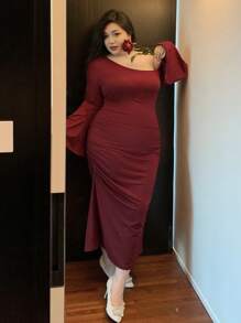 Dazy Plus Vestido largo de manga abullonada asimétrica de hombro con unicolor en talla grande, atuendo para el Año Nuevo Chino, vestido de hombros descubiertos para primavera/verano/otoño, vestido de fiesta para mujeres, vestido de manga larga con volantes para Navidad - Burdeos - Ver 5