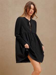 WESTFADE 荷叶边领口系带长袖蕾丝花边波西米亚风可爱迷你连衣裙 - 黑色 - 查看 4