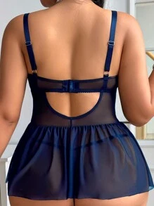 Set de 2 piezas Lencería de encaje y malla con contraste de tallas grandes + Tanga