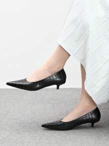 CUCCOO BIZCHIC 女士尖头低跟粗跟鳄鱼压纹黑色高跟鞋，优雅的办公服装和复古别致的服装，时尚 - 黑色 - 查看 1