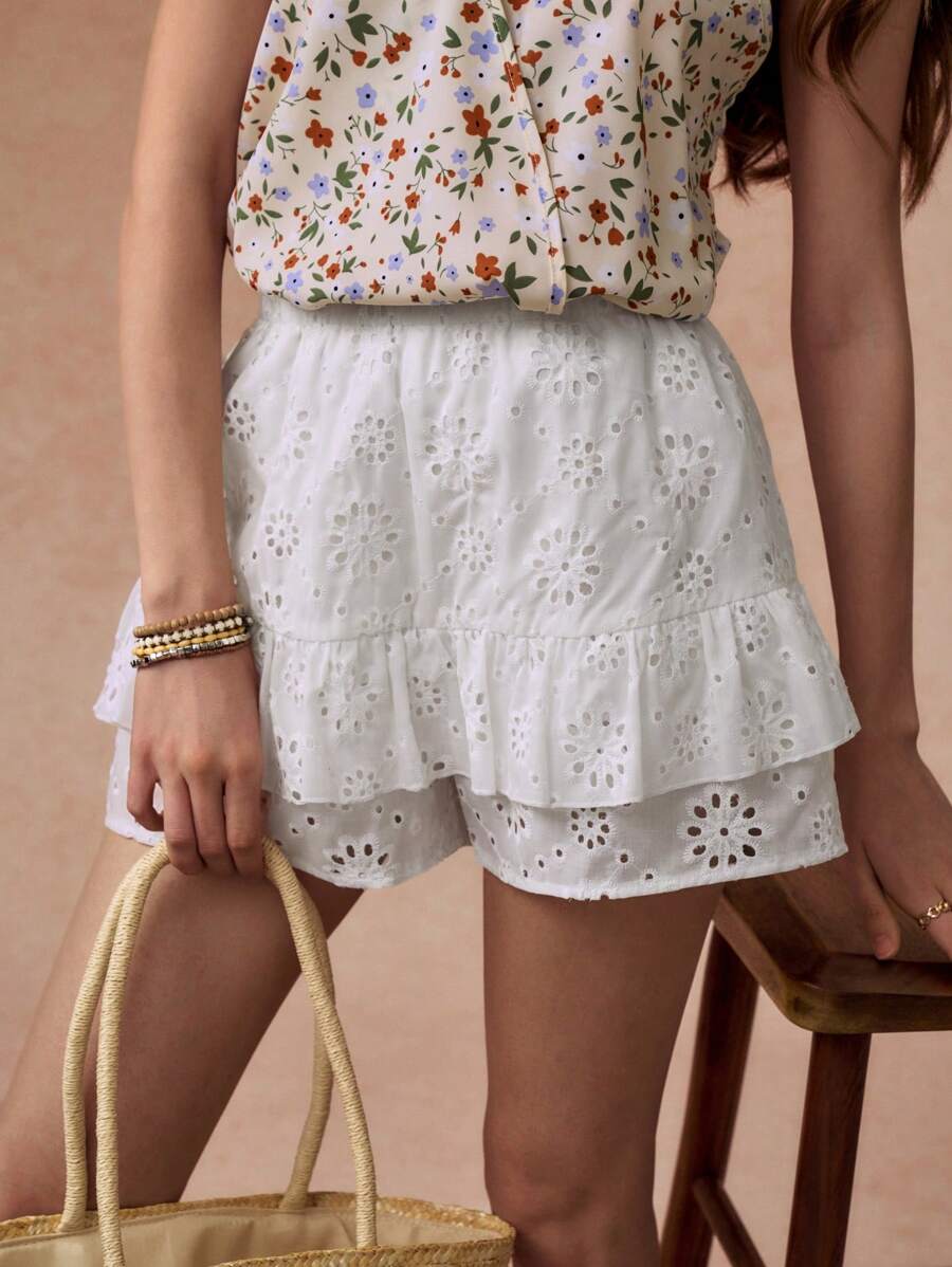 Écloséra Casual Versatile Vacation Solid Color Double Layered Ruffled Hollow Out Print Women Shorts - White - View 1