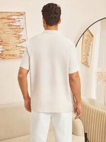 Manfinity VCAY 男士休闲宽松短袖半襟编织衬衫，时尚与日常穿着 - 杏色 - 查看 2