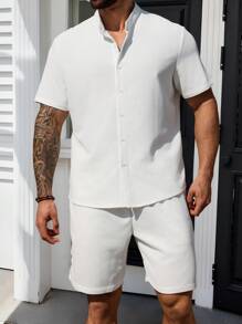 Manfinity Homme 2pcs/Set Men Plus Size Solid Color Short Sleeve Single-Breasted Shirt & Shorts Set
