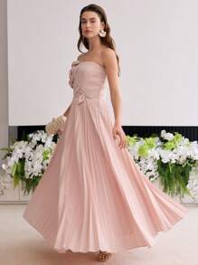 MOTF Soiréza FLORAL PATCHED PLEATED TUBE COCKTAIL DRESS