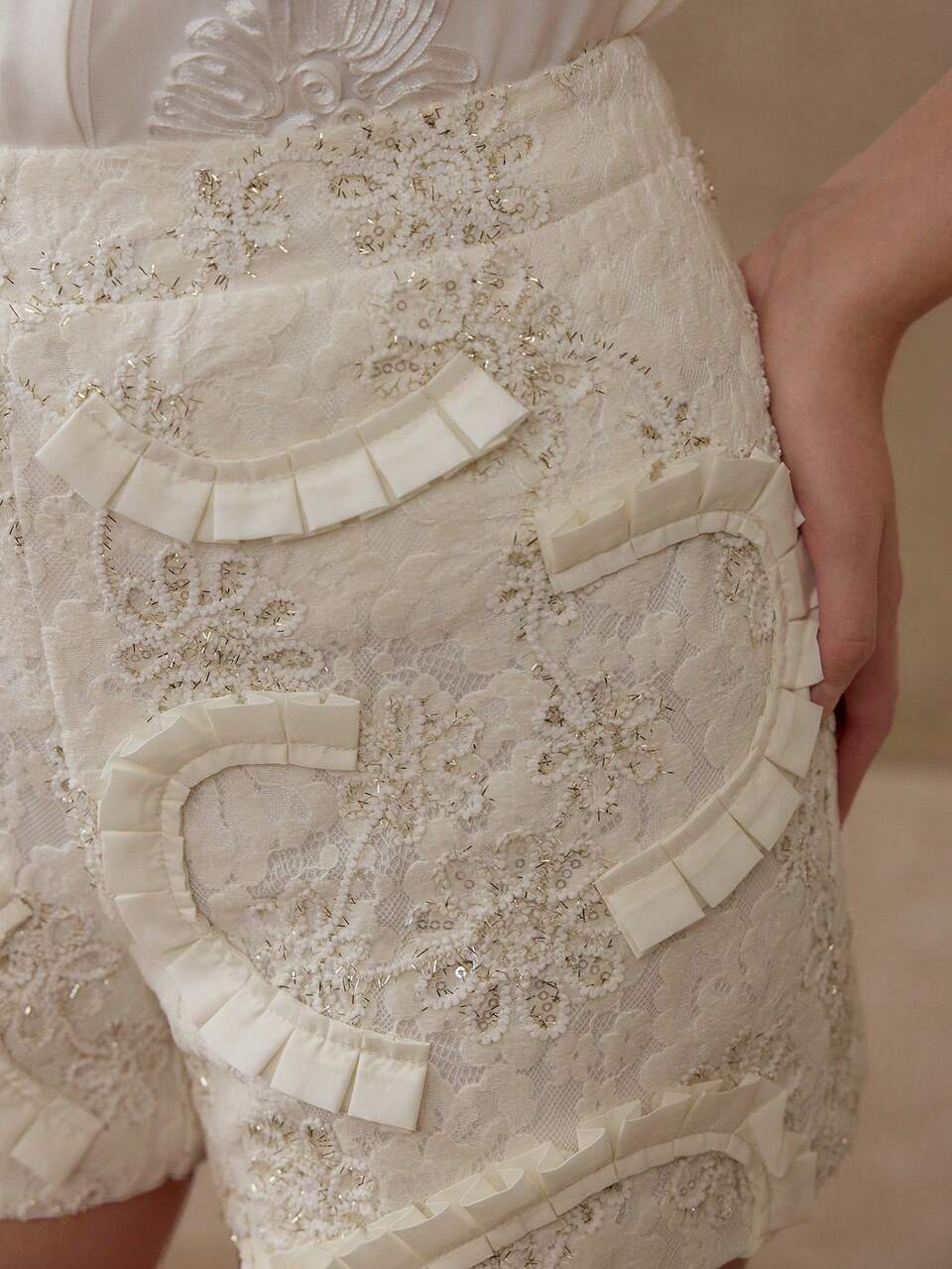LACE HEART PATTERN SHORTS