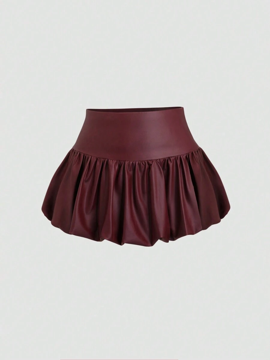 Sweetra Jupe mini évasée en tissu enduit brillant rouge à taille basse de type streetwear, de couleur bordeaux
