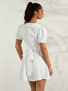 Glamine Vestido blanco de verano con cuello Peter Pan, mangas abullonadas, corte evasé y plisado a la cintura en diseño vintage francés