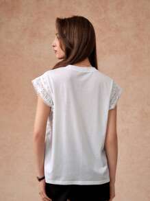 Écloséra Women Casual Loose T-Shirt With Lace Cuff & Distressed Decor, Round Neck