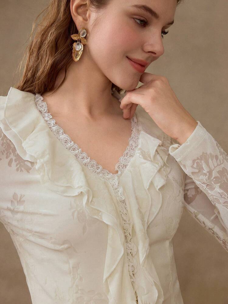 CONTRAST LACE RUFFLE TRIM TOP