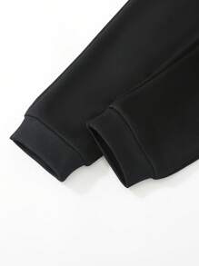SHEIN 2 件装年轻男孩可爱休闲黄色刺绣运动衫和黑色裤子舒适服装，春季 - 薄荷綠 - 查看 7