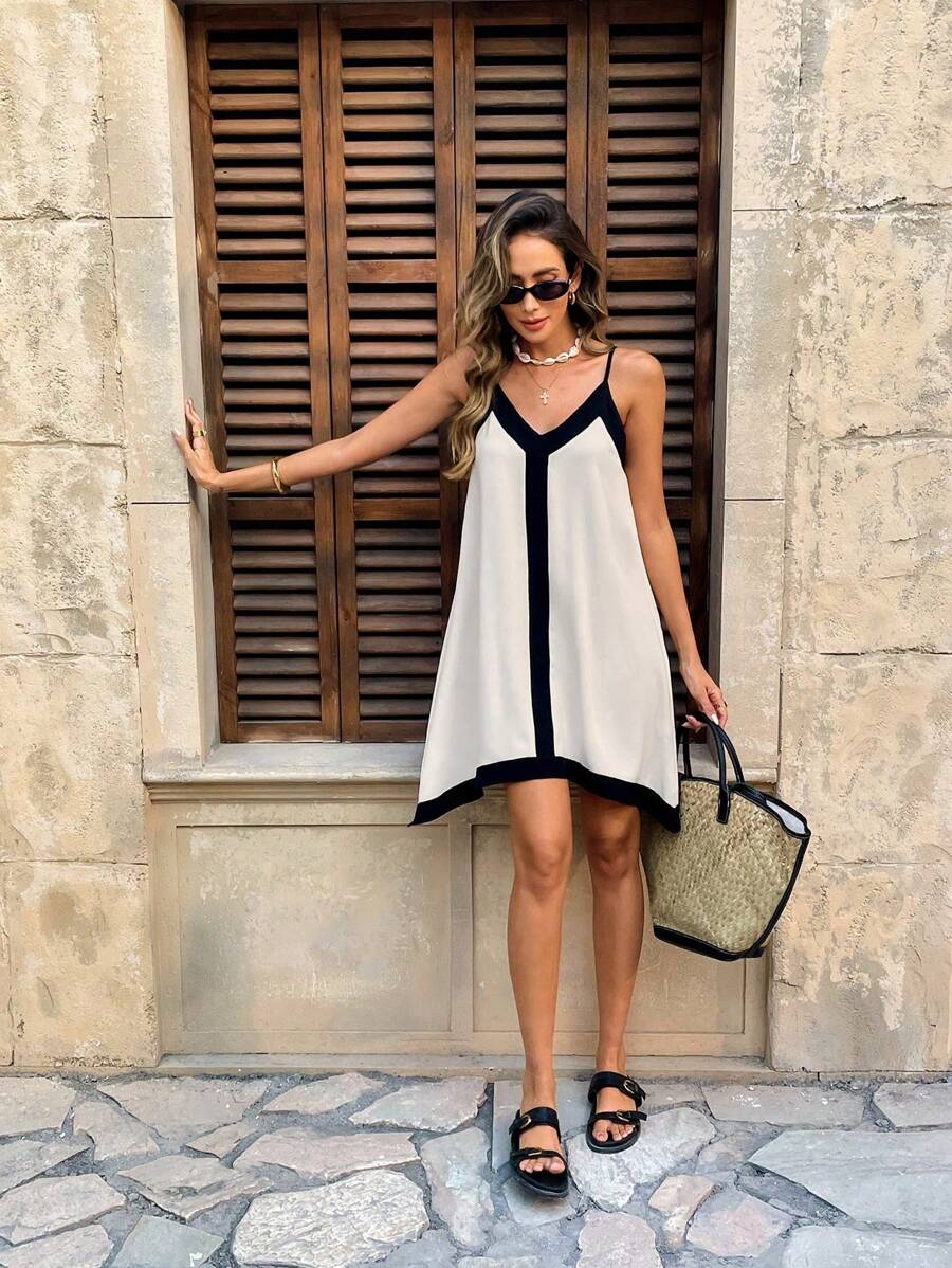 SHEIN PariChic Casual - Váy dây mảnh cho kỳ nghỉ thường ngày