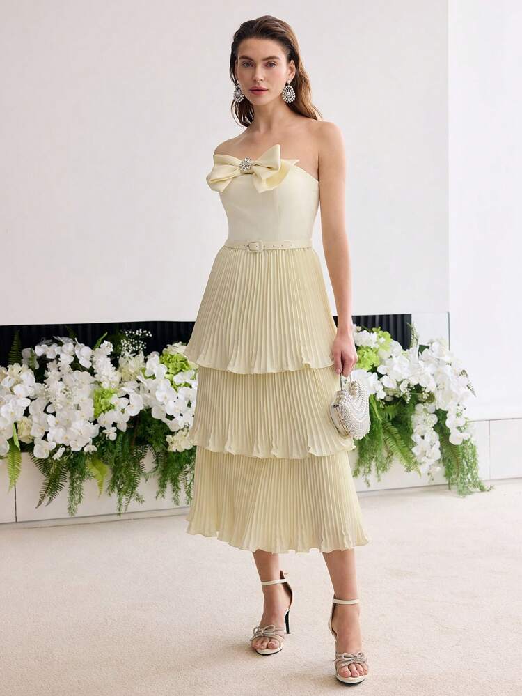 MOTF Soiréza BOW DECOR PLEATED TUBE COCKTAIL DRESS