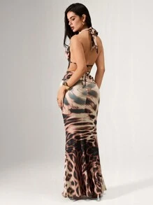 Zolique 2pcs/Set Women's Halter Neck Back Tie Printed Blouse And Skirt Set - Khaki - View 2