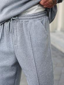 Manfinity Homme 男士长袖口袋简约连帽上衣和裤子套装