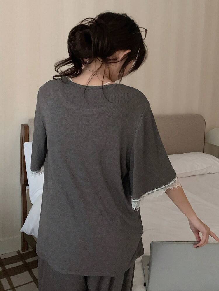 Simple Contrast Color Lace Patchwork Ruffle Sleeve Ladies Pajamas Set