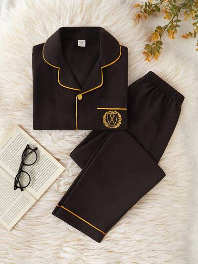 2pcs/Set Tween Boys' Casual Badge Embroidered Short Sleeve Top And Relaxed Fit Pants Lounge Set