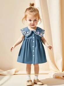 SHEIN Playful Pals 女婴幼儿优雅时尚刺绣彼得潘领无袖 A 字裙，适合春夏季外出、拍照、聚会、旅行或日常穿着 - 藍色 - 查看 7