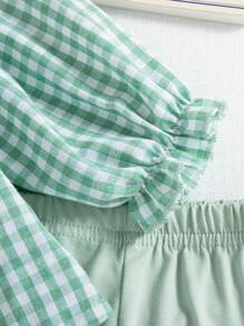 SHEIN Conjunto de roupa natalina para bebê menina: blusa xadrez vermelha com bordado de Papai Noel, mangas compridas e modelagem solta, combinada com calça vermelha também em tecido macio. - Verde - Ver 5