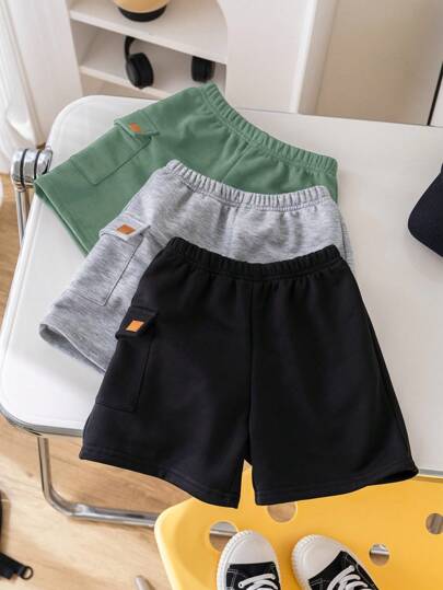 SHEIN 3件套年轻男童休闲舒适口袋贴饰针织短裤套装