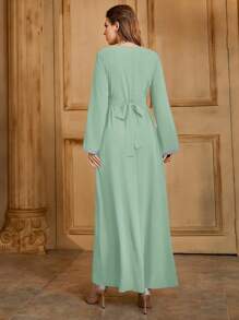 Al Najma Turkish Long Robe, Arabian Traditional Gown, Modest Kaftan - Green - View 2