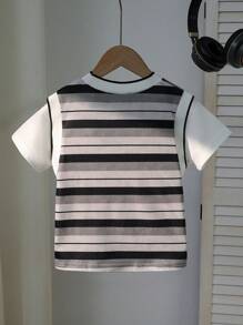 SHEIN Young Boy Summer New Casual Stylish Striped Short Sleeve 2 In 1 T-Shirt