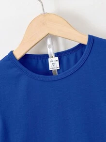 SHEIN مجموعة من 2 قطعة للأولاد الصغار شورت وتيشيرت محبوك، بطباعة حرفية، للصيف - ازرق وابيض - مشاهدة 3