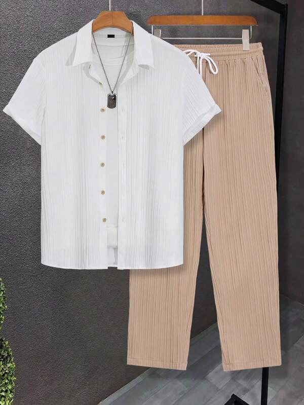 Manfinity Homme Minimalistisches, legeres Set bestehend aus Kurzarm-Hemd mit Knöpfen und Zugbund-Lange Hose