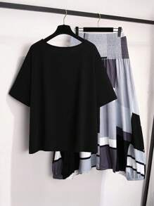 SHEIN LUNE Große Größen Sommer 2-teiliges Set: Einfaches Kurzarm T-Shirt & Rock, minimalistisch für Lässig-/Alltagstragen