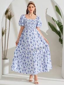 SHEIN Vestido de maternidad con estampado de pequeñas flores, manga corta y dobladillo con volantes - Azul y blanco - Ver 1