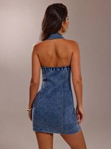 Forever 21 Robe décontractée en jean courte effet portefeuille avec boutons devant, sans manches et poches pour femme - Bleu azur - Voir 5