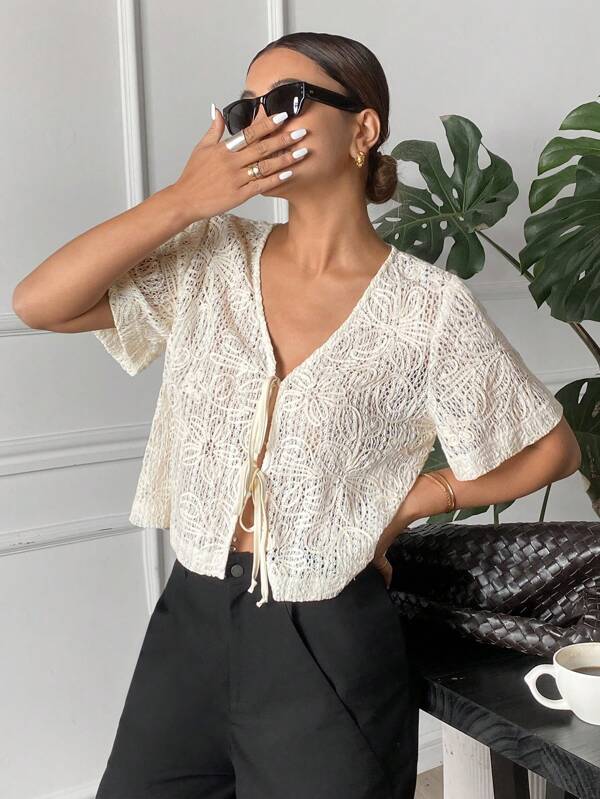 Serisse Women's Casual Minimalist Mesh Textured Pattern Top For Everyday Wear Summer Outfits For Women Summer Tops  Shirts Women French Short Sleeve Shirt