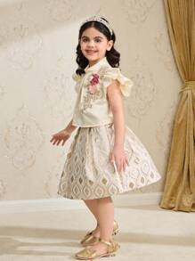 Set de 2 piezas: Blusa con mangas de capa y decoración floral 3D y falda evasé para niña joven