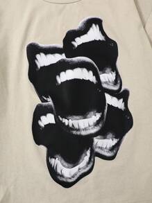 SHEIN 1 件青少年男童休闲街头风格夏季宽松超大短袖 T 恤，“时尚米色 T 恤，夸张的大嘴巴图案设计，彰显个性、机智和幽默！这款 T 恤采用优质面料制成，穿着舒适，款式简洁大方，没有过多的装饰，展现出更时尚的外观。大嘴巴图案采用黑色作为主色调，搭配卡通风格设计，让人一见倾心。”