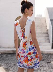 Chiquease Southern France Style Sleeveless Round Neck A-Line Short Dress With Vibrant Watercolor Graphic Print - Multicolor - View 2