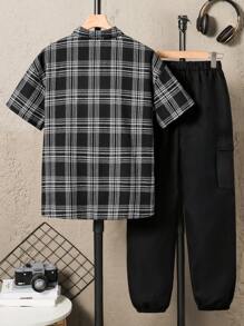 SHEIN 青少年男童时尚休闲条纹格子字母印花模拟两件套工装运动裤套装，适合日常外出和休闲穿着 - 彩色 - 查看 2