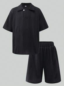SHEIN Set de 2 piezas con outfit casual y cómodo para niños preadolescentes, top de manga corta con cuello polo y cierre parcial de cremallera, y short