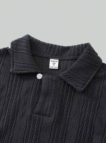 SHEIN Set de 2 piezas con outfit casual y cómodo para niños preadolescentes, top de manga corta con cuello polo y cierre parcial de cremallera, y short