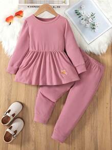 Ensemble de 2 pièces pour jeunes filles avec un Top à col rond mignon et un pantalon à taille élastique, décontracté et doux pour le quotidien, les vacances et les festivals
