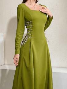 Modelyn Vestido midi de manga larga con cintura entallada y detalles de cinta verde tejida para mujer - Verde - Ver 5