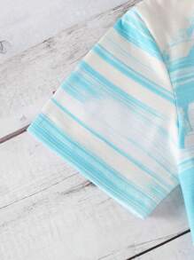 Conjunto de 2 piezas de camiseta con estampado de un perro montado en una motocicleta al estilo occidental + pantalón caqui para niños pequeños (talla pequeña), adecuado para uso diario, juego al aire libre y reuniones familiares, conjunto de verano para niños